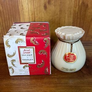 Vintage Sachet by Yardley Bond Street London New York 1 1/4 oz, Vintage Yardley